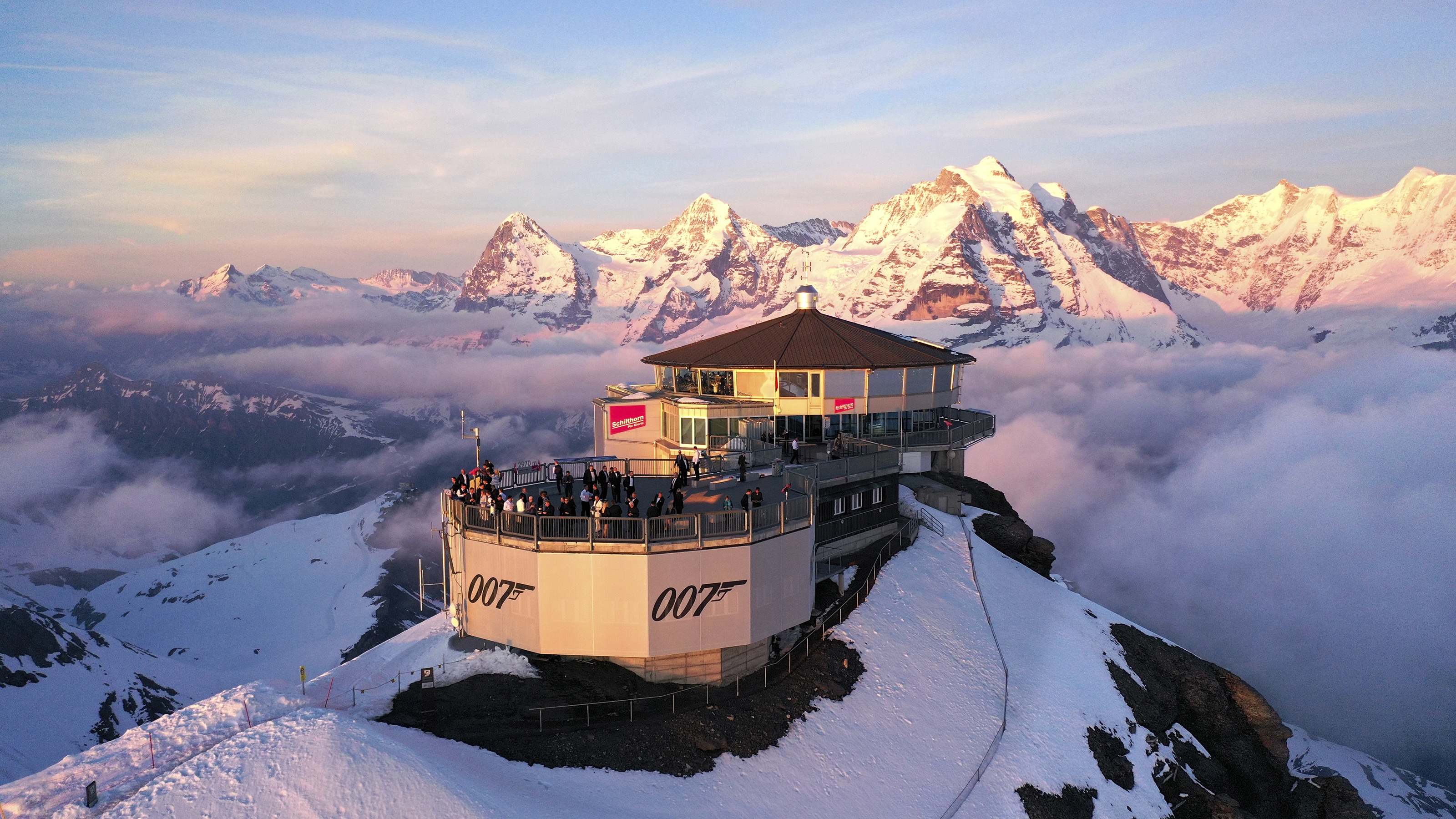 Dove sciare nel 2021 impianti aperti in Svizzera sulle tracce di James Bond